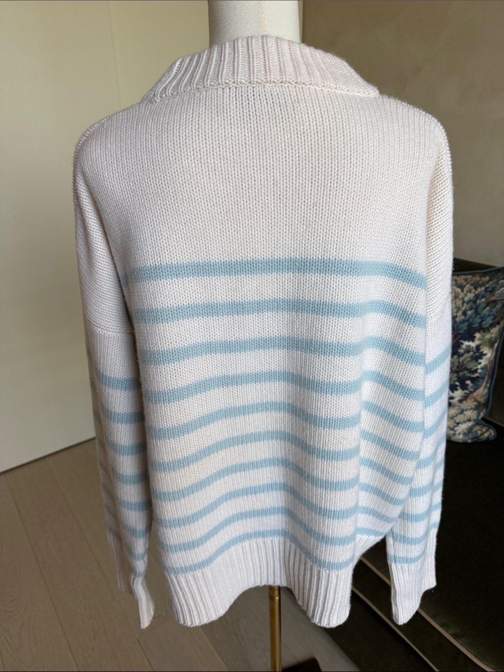 La Ligne Marin Sweater Size XL STRIPED CREAM/PERIWINKLE - Picture 4 of 11